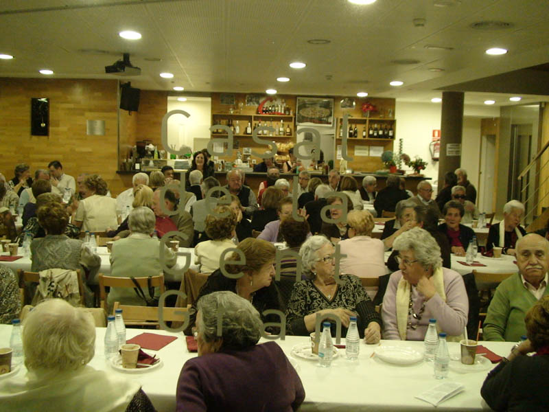  Xocolatada i ball - Casal de la Gent Grant                                 